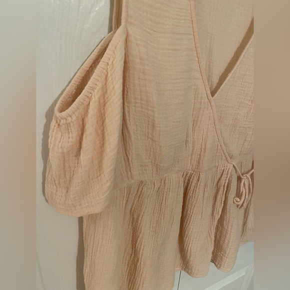 Lucky Brand Women’s Cold Shoulder Top Size L - Picture 7 of 9